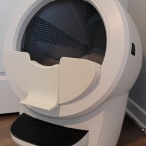 Alternative view of Pee Guard Max Shield Step for Litter-Robot 4 : Anti-Flicking, One-Piece Design (White Pee Guard Shield)